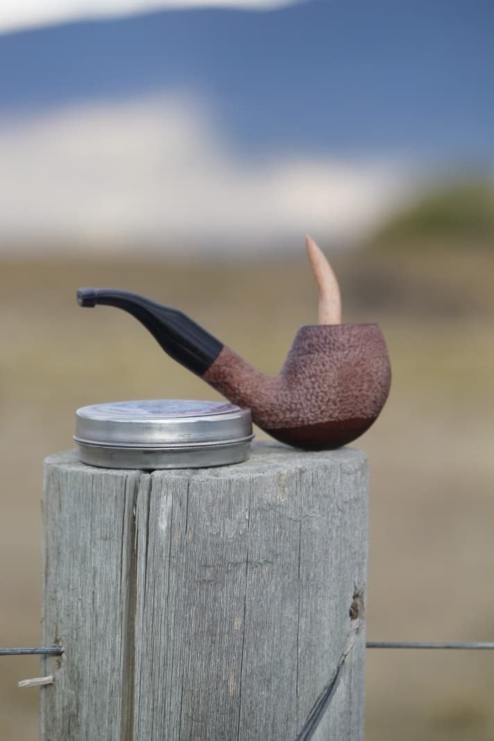 Pipa artesanal con boquilla de cuerno natural